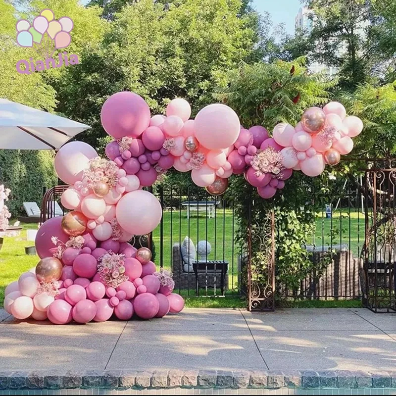 Gerbang Belon Pesta Kolam